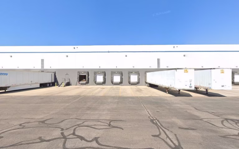 100161 primary kitchen 1 768x480