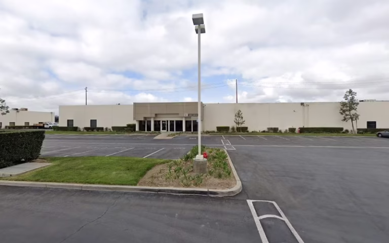 100282 tahiti cabinets 768x480