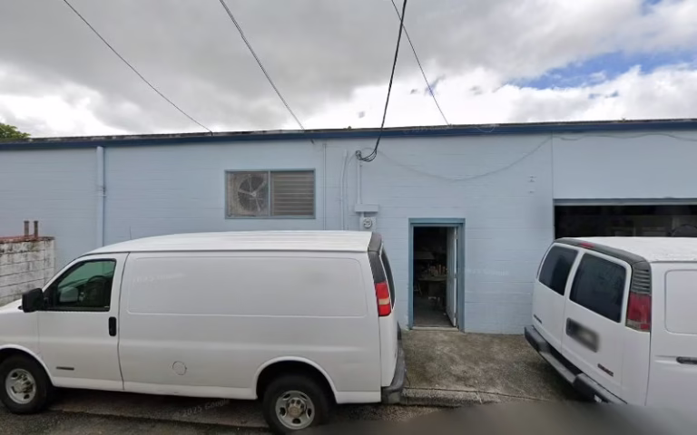 100493 berts cabinet 768x480