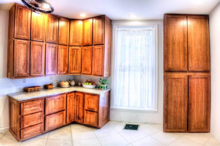 100919 elams woodworks cabinet shop 1