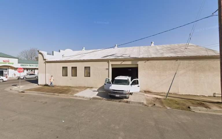 100946 fremont cabinet shop 768x480