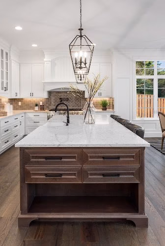 101242 alice cabinets woodworking 1