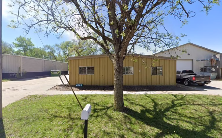 101702 cabinets inc 768x480