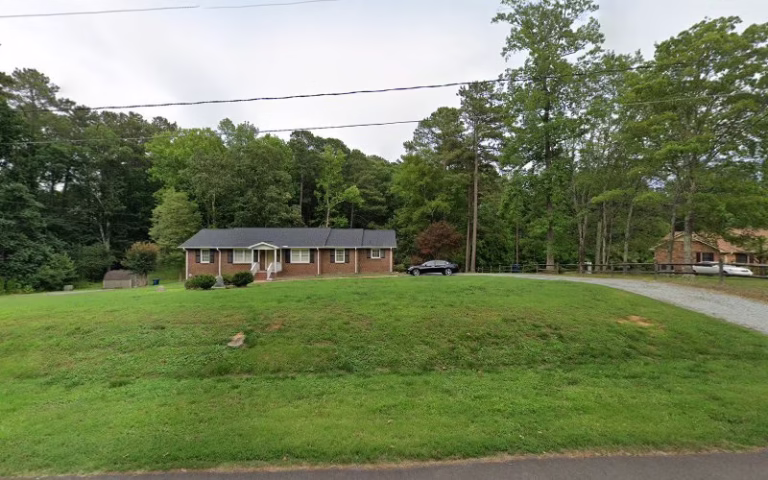 102234 eno workshop office dsply 768x480