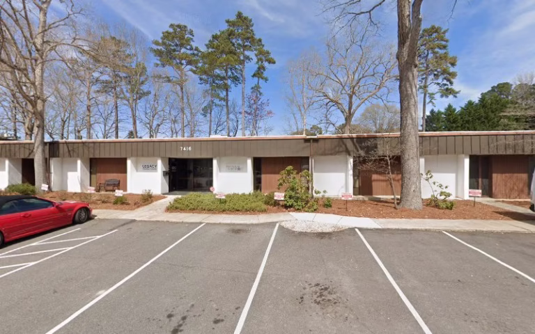 102240 triangle cabinet art 768x480