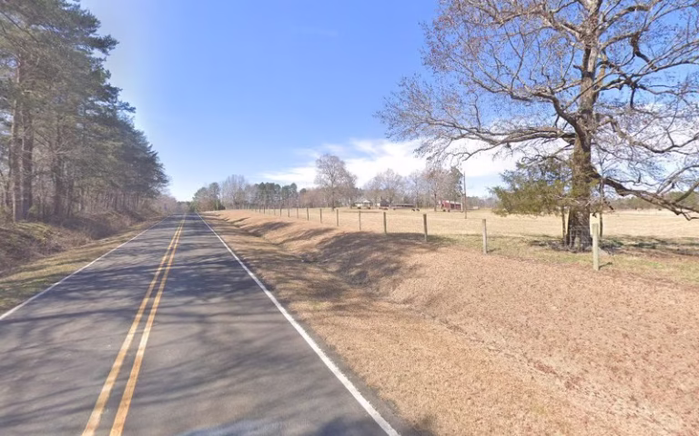 102246 luxtons custom cabinets 768x480