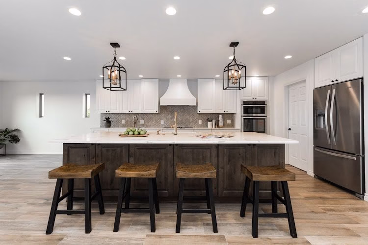 102662 sollid cabinetry 1