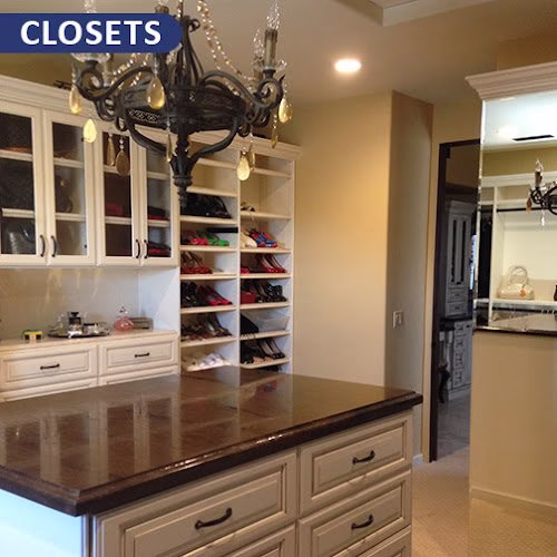 102865 closet masters 1