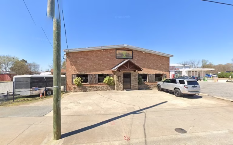 103152 twin city custom cabinets 1 768x480