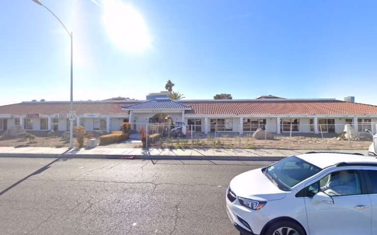 103189 las vegas cabinets 768x480