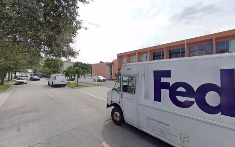 103582 florida cabinet solution 1 768x480