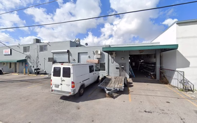 103629 k and a kitchen cabinets 1 768x480