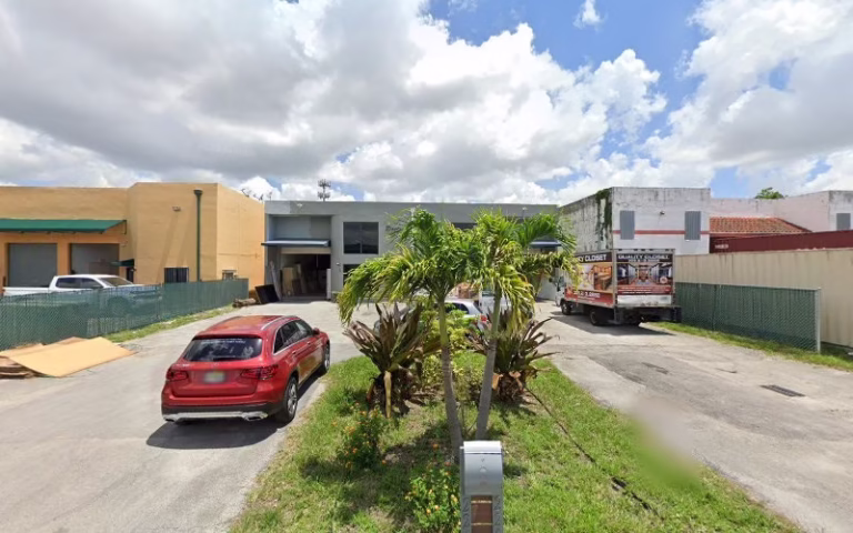 103638 quality closet 768x480