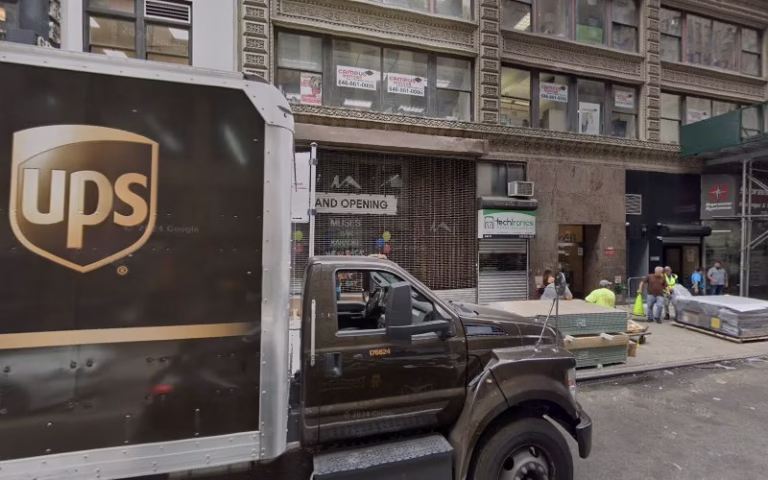 105470 floor tile specialist 768x480