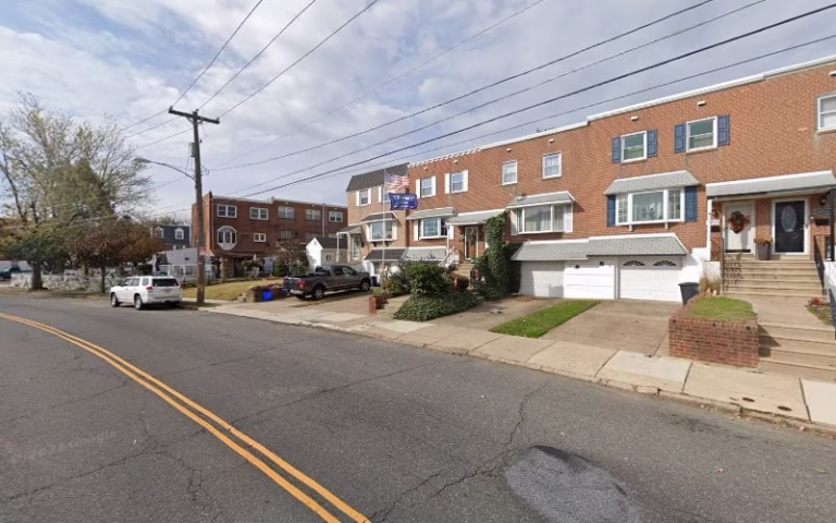 106060 tile technicians 768x480