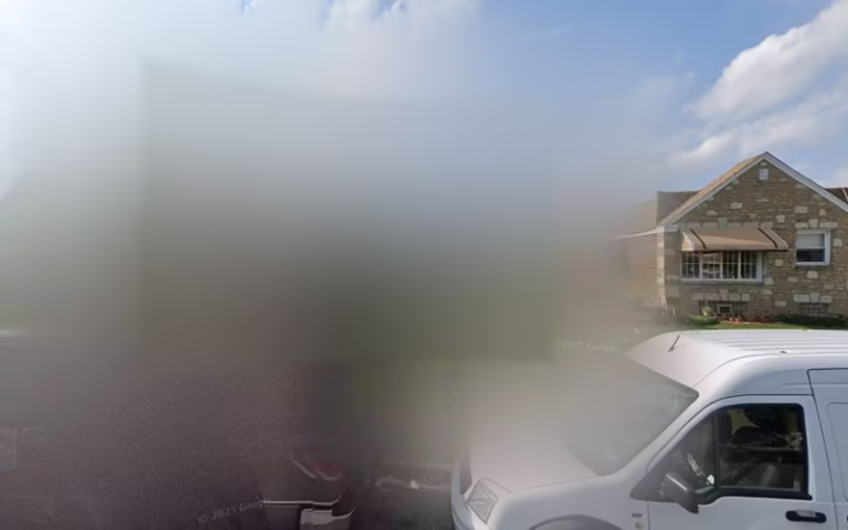 106135 delori tile installation 1 768x480