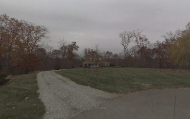 10772 mays siding window contractor inc 768x480