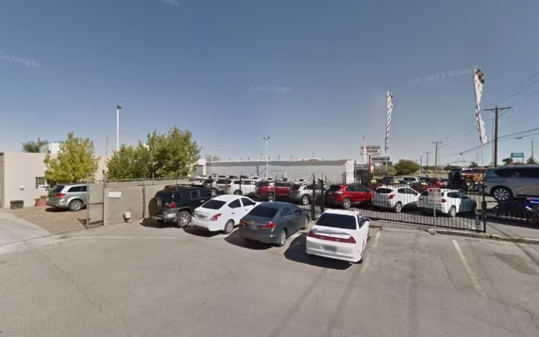 107735 smith tile laminate flooring 1 768x480