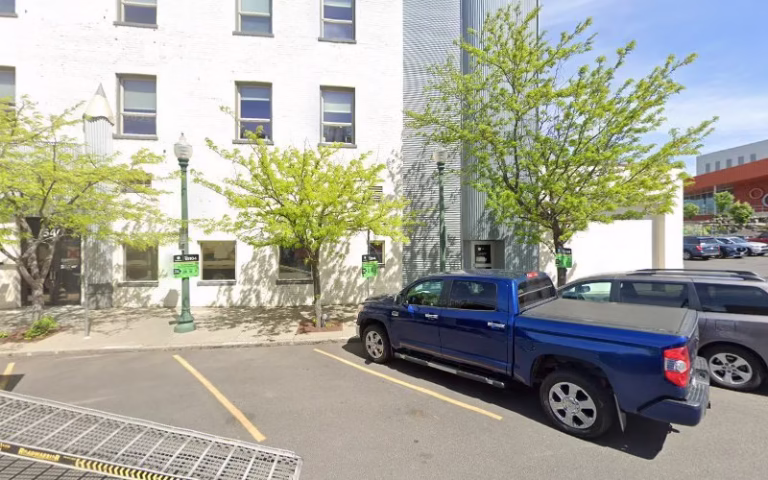 109605 service pro roof repair 1 768x480