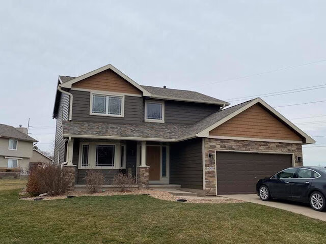 109743 xtreme roofing siding llc