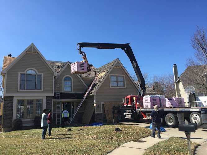 11114 shamrock roofing and construction lincoln 1