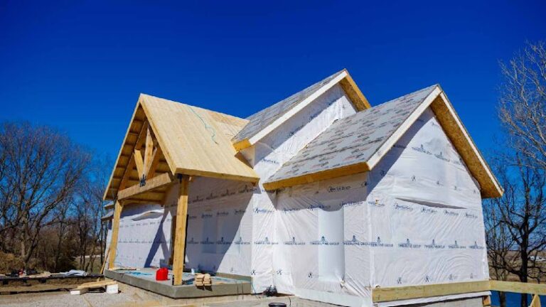 11163 ultimate roofs restoration 1 768x432