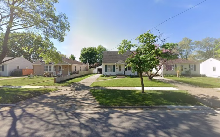 112454 molag sons roofing siding 768x480