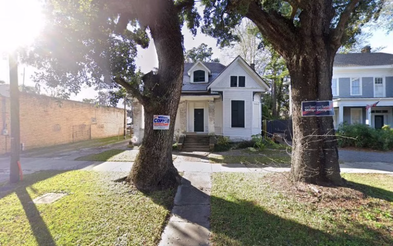 112663 mike henderson roofing repair 768x480