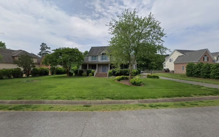 114403 roof medic llc 768x480