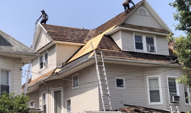 114649 ri roofer 1 768x456