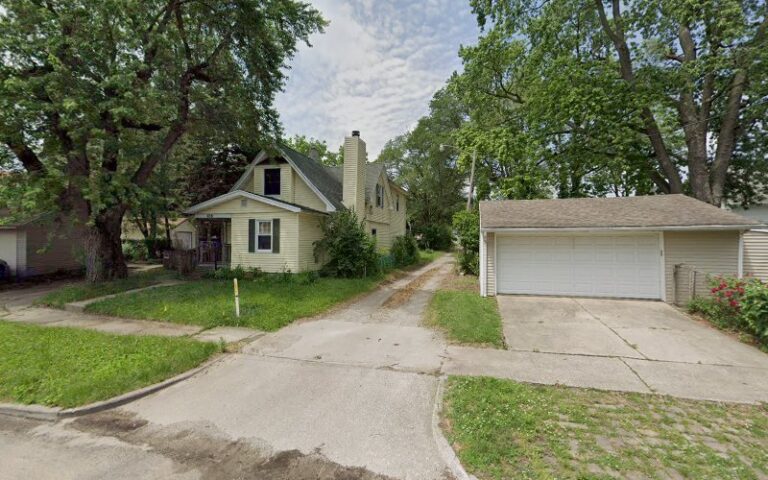 11784 graduate roofing 768x480