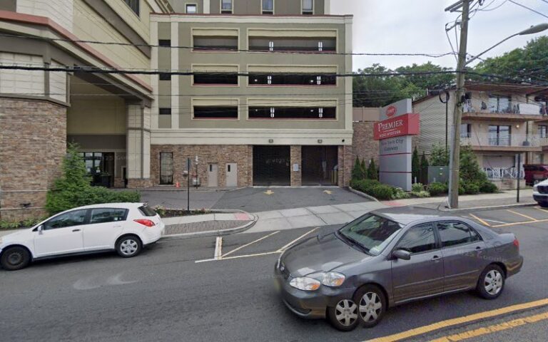 12141 hernandez sons roofing 1 768x480