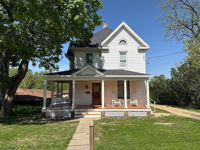 12508 yahara exteriors 1