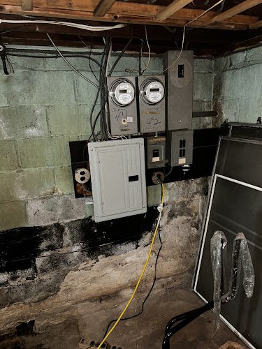 13932 d m master electric l.l.c 1