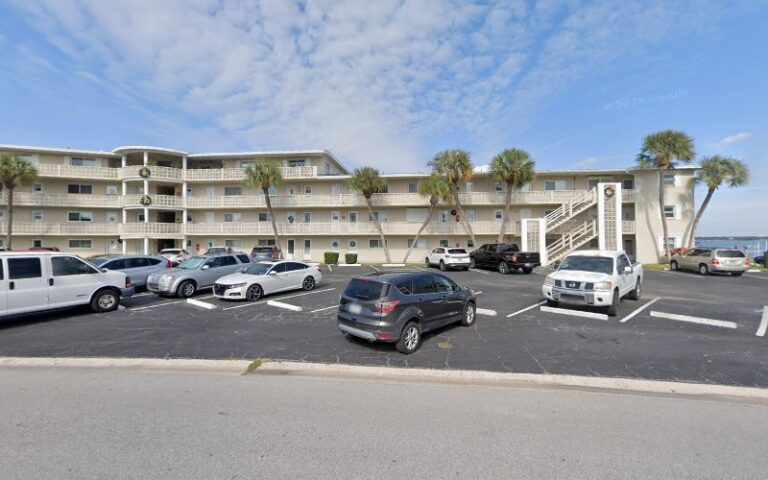 14605 electrician of saint petersburg 1 768x480