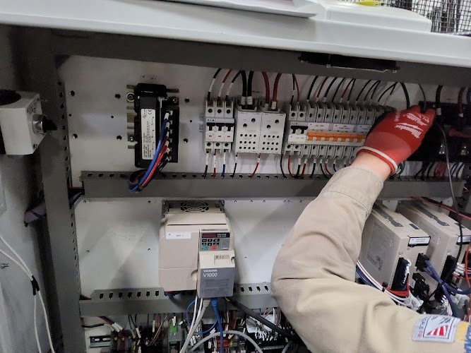 15440 case brothers electric 1