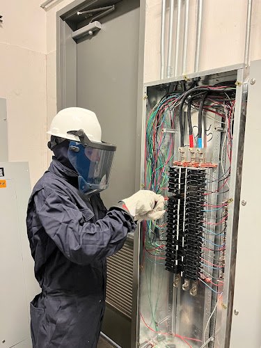 16002 russ electric 1