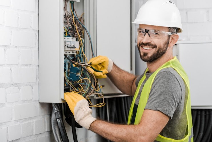 17039 home electrician pros tacoma 1