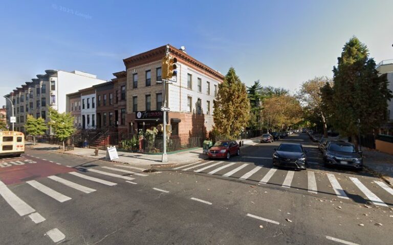 17753 redd electrical services 768x480