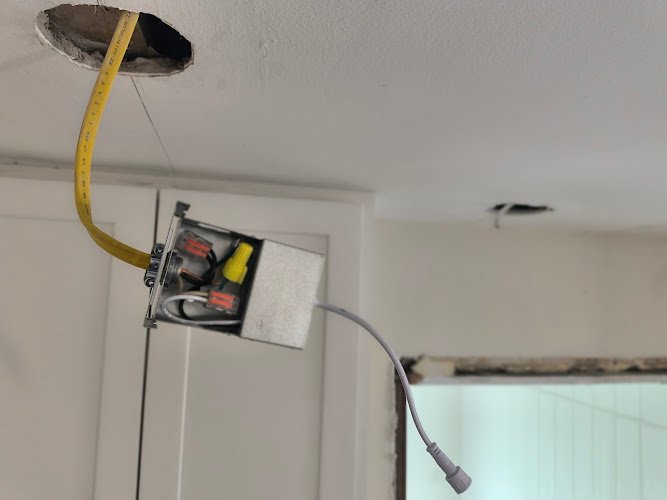 18357 summit lighting tech 1