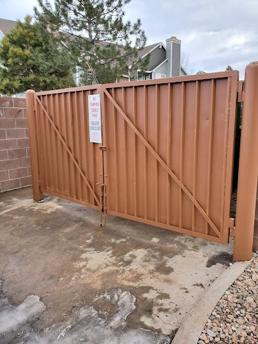 18501 aa custom fence 1