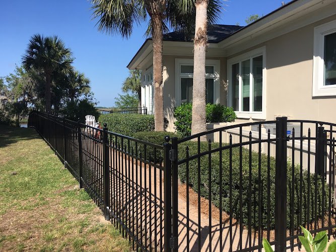 19262 guaranteed fence contractors 1