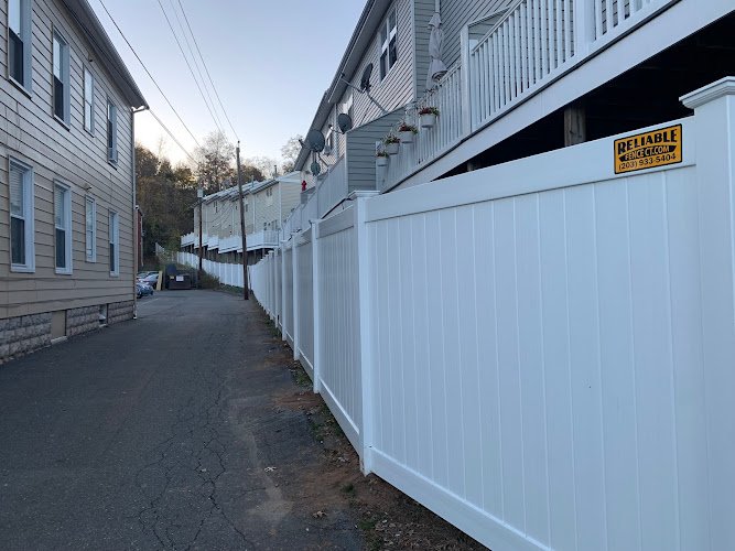 19554 reliable fence ct