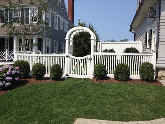 19566 riverside fence 1