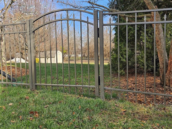 19909 eds fence deck 1