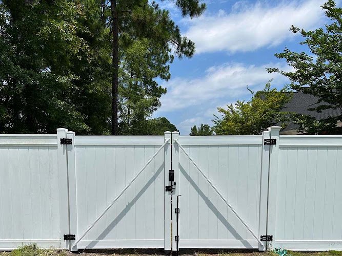 21001 veterans fence columbia 1