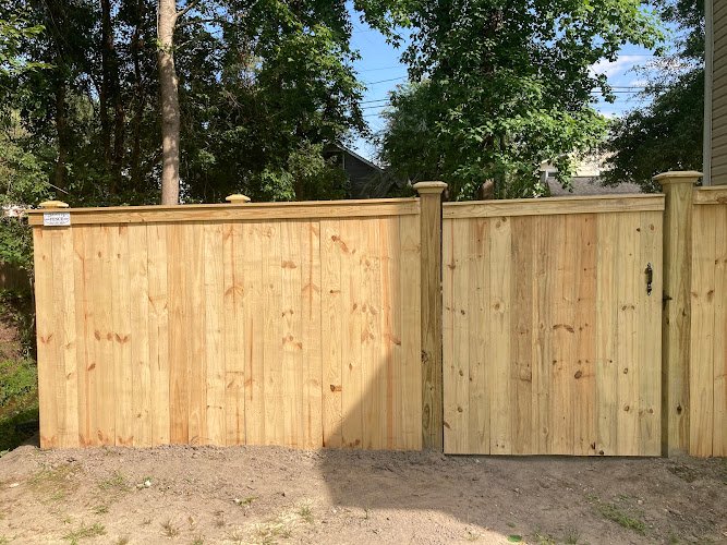 21041 creative fence by roger 1