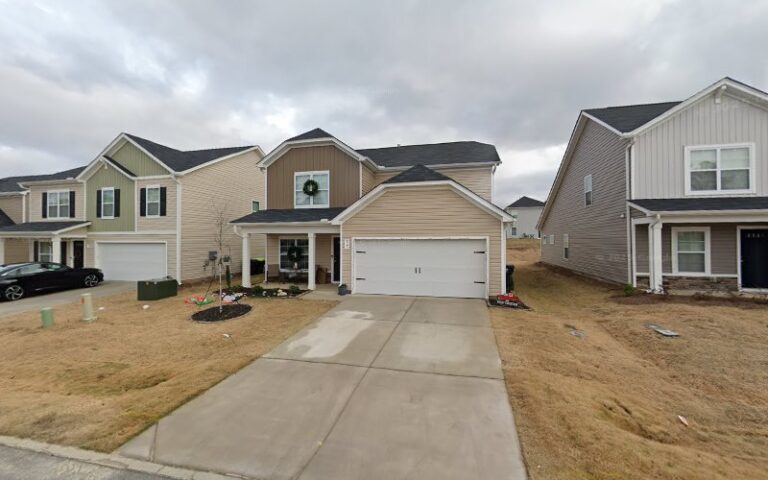 21047 kyzer custom fences 1 768x480