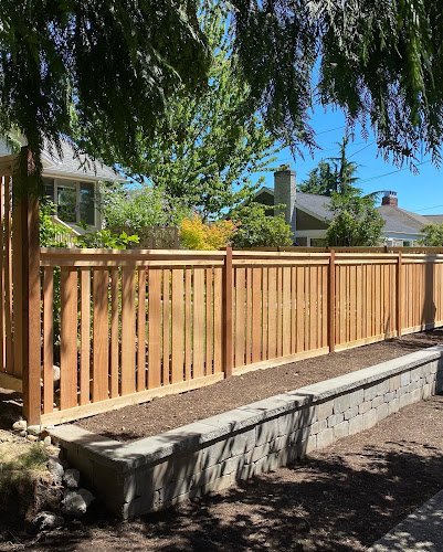 21306 blue ribbon fence 1