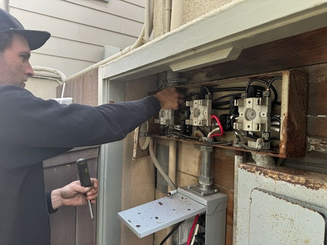 23023 hanseth electric 1